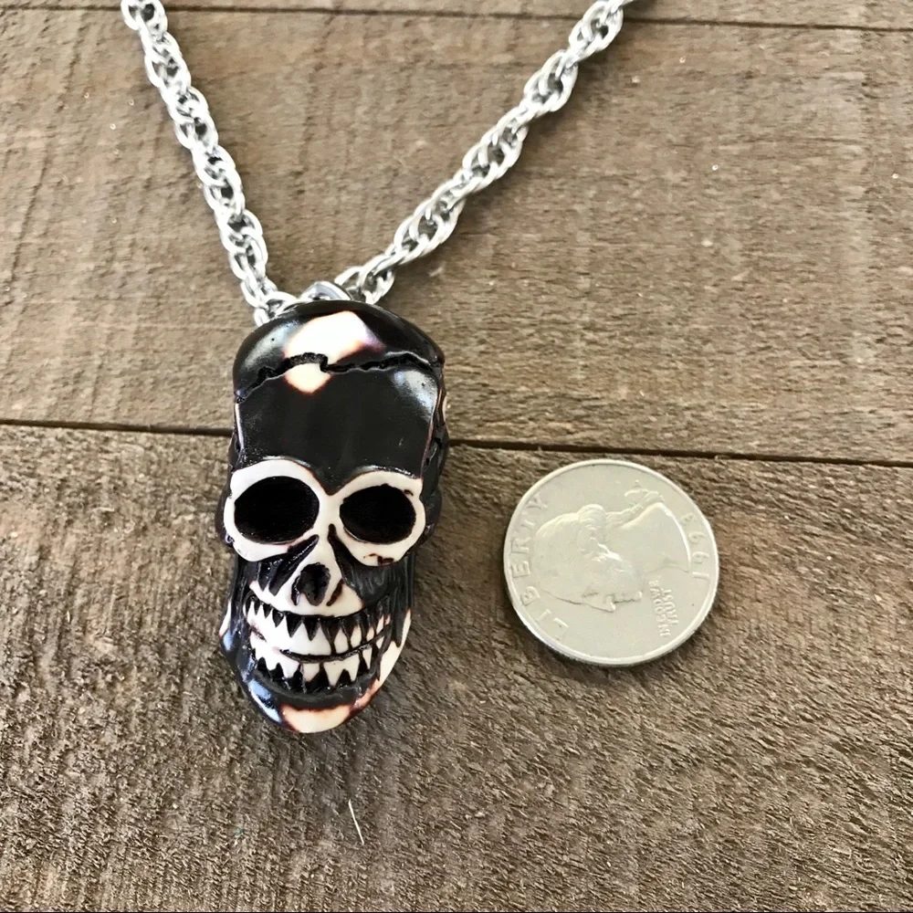 🆕3D Skull Pendant on Twisted Helix Chain Stainless Steel